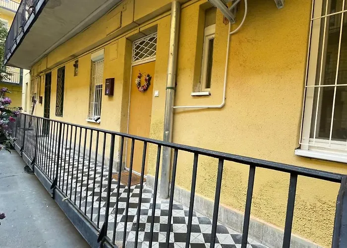 Buda Garden Apartman *